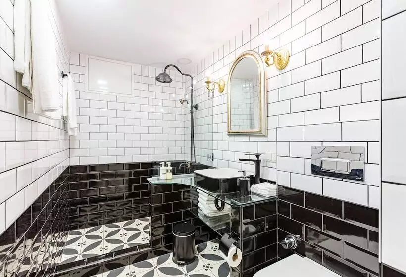 ファミリールーム, Villa Pera Suite