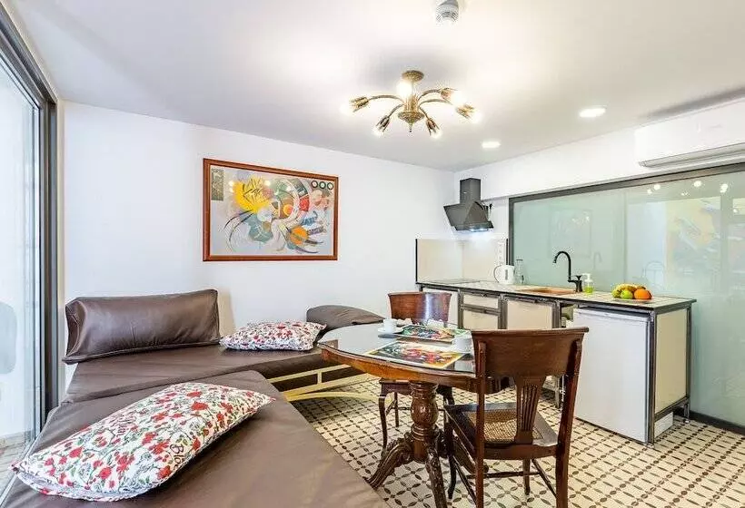 ファミリールーム, Villa Pera Suite