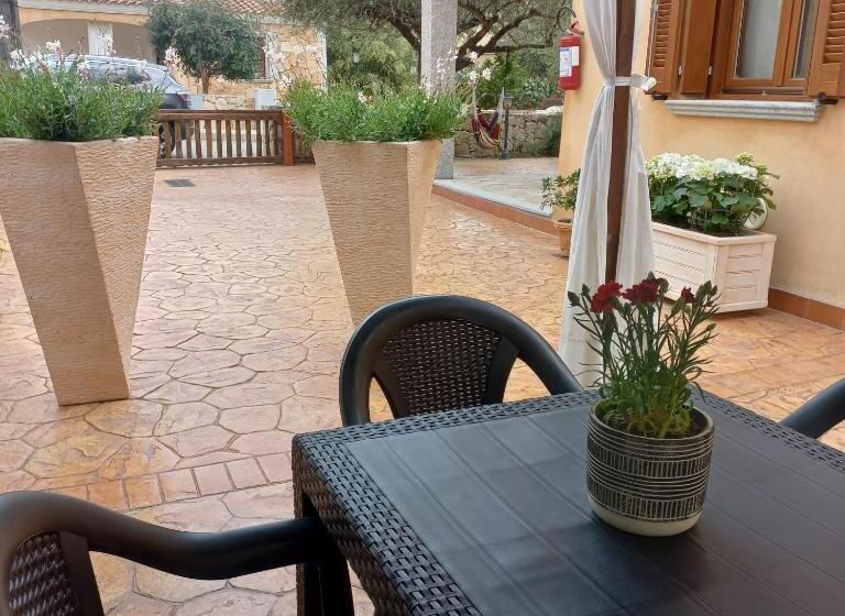 חדר סטנדרט לשלושה, Affittacamere B&b Il Fiore