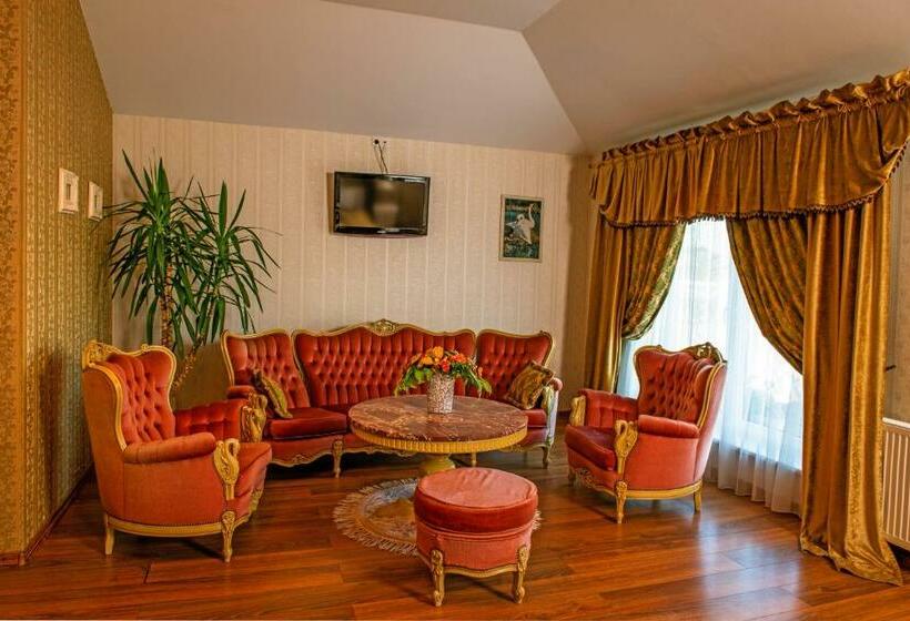 اتاق لوکس, Motelis Smakų Smakas