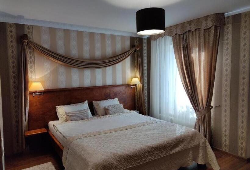 اتاق لوکس, Motelis Smakų Smakas