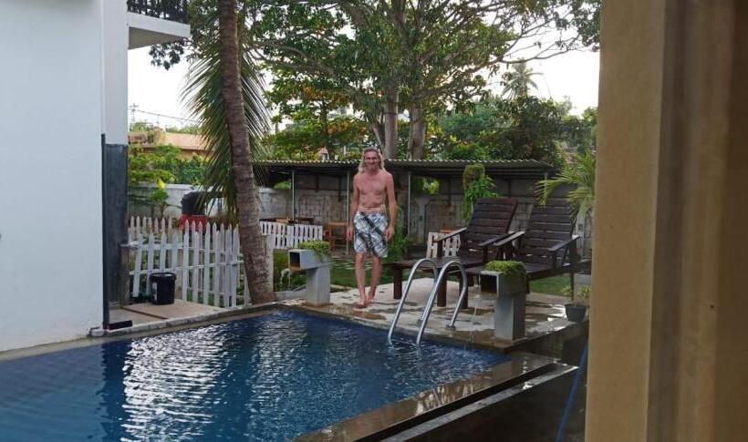 스탠다드 룸 풀장 전망, Petit Guest House