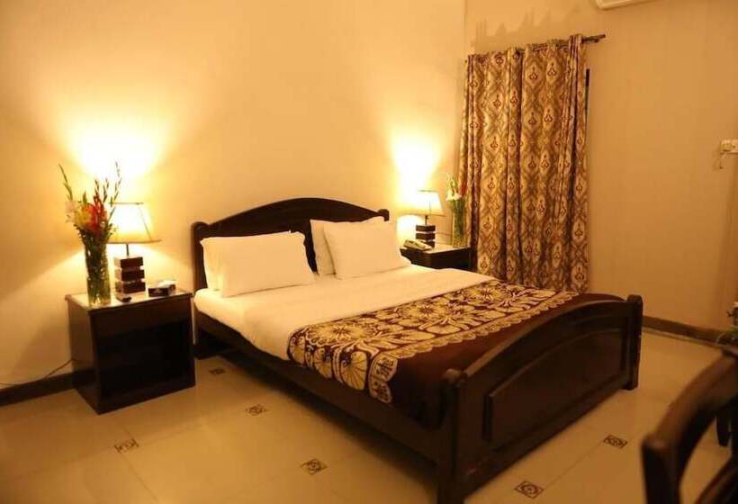 اتاق لوکس, The Mark