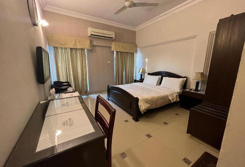 اتاق استاندارد با تخت بزرگ, The Mark