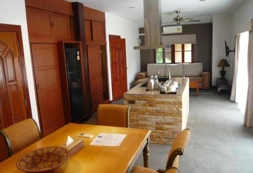 Вилла Deluxe 1 Спальня, The Pace Phuket Boutique Resort