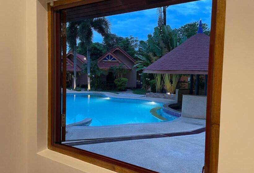 Вилла 2 Спальни, The Pace Phuket Boutique Resort