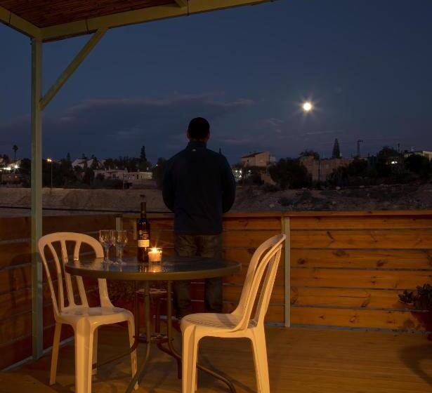 Студия Deluxe, Moonlight Suite Arad צימר אור הירח, ערד