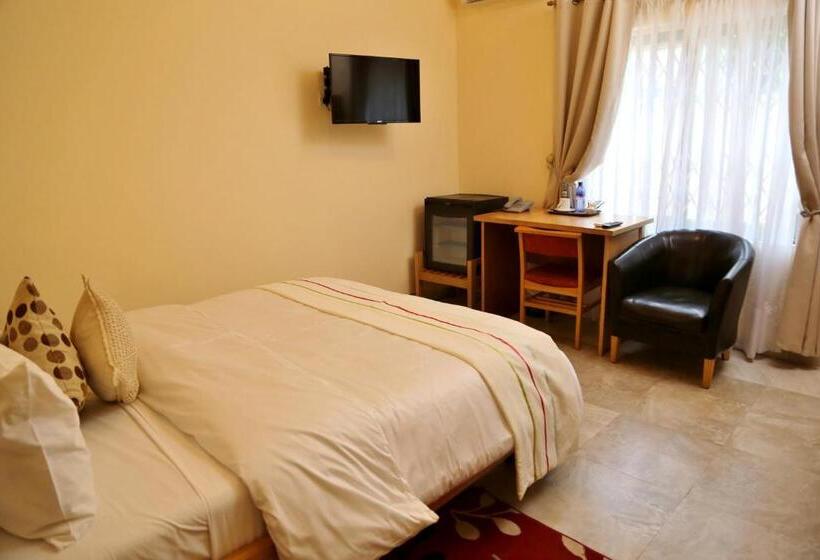 חדר סטנדרט, Eden Vale