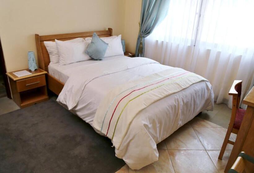 חדר סטנדרט, Eden Vale