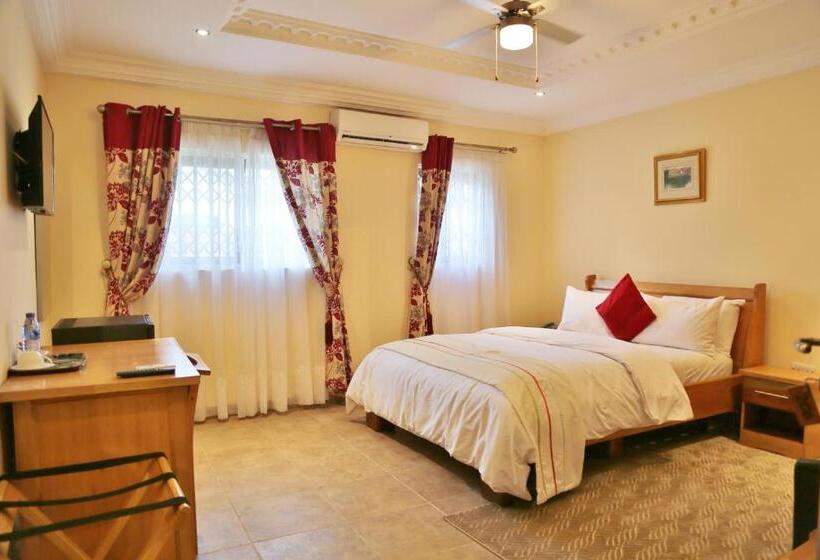 חדר דלוקס, Eden Vale