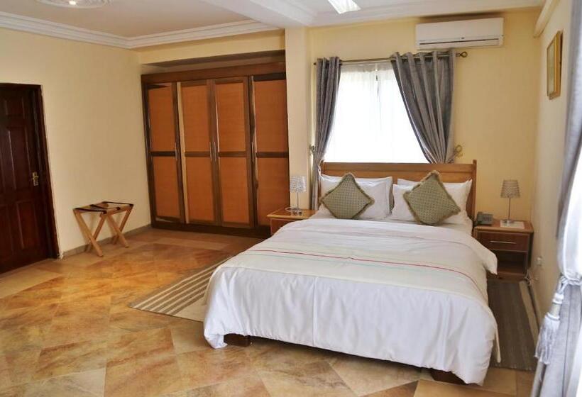 חדר דחוקס עם מיטת קינג, Eden Vale