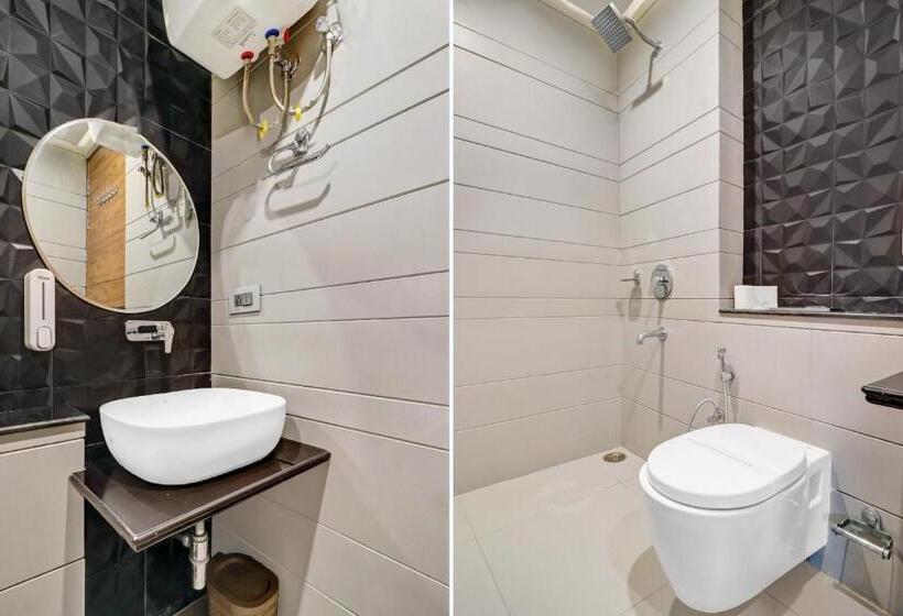 اتاق استاندارد با تخت بزرگ, Grand Villas Near Delhi Igi Airport