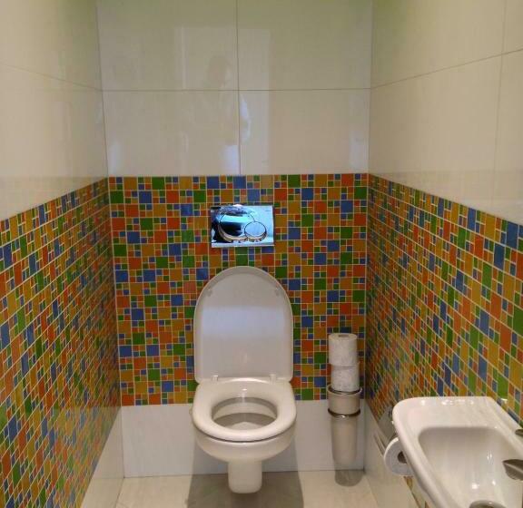 شقة غرفة واحدة مزودة بتراس, Lake View Apartments Near Golf Resort Kunětická Hora, Dříteč