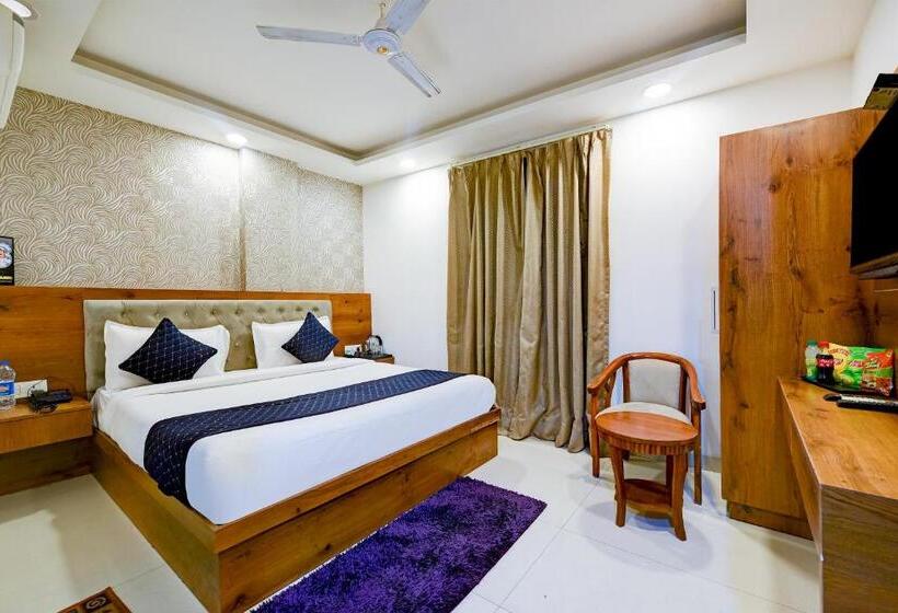 Стандартный Номер Кровать Кинг, Grand Villas Near Delhi Igi Airport