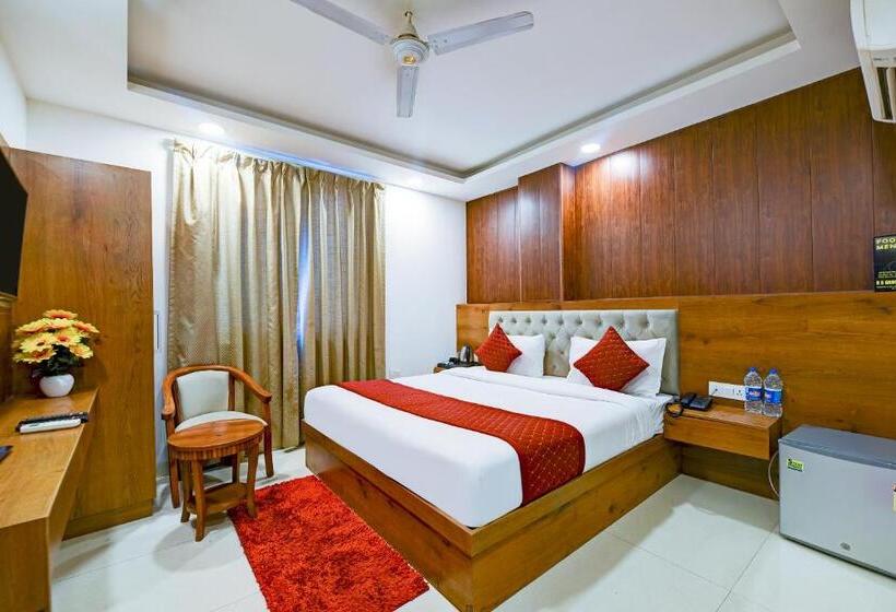 Стандартный Номер Кровать Кинг, Grand Villas Near Delhi Igi Airport