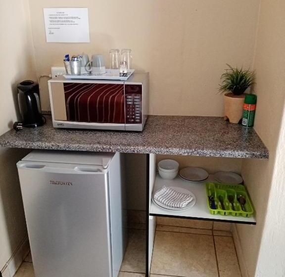 غرفة ديلوكس فردية, De La Rose Guesthouse