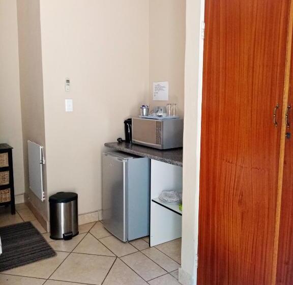 غرفة ديلوكس فردية, De La Rose Guesthouse