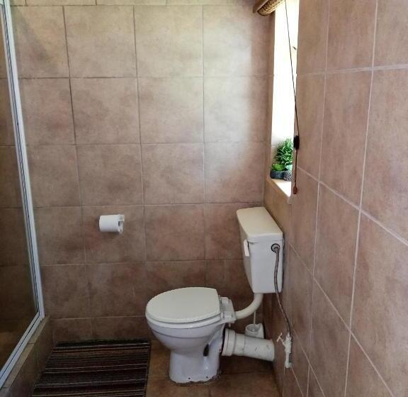 חדר בסיסי, De La Rose Guesthouse