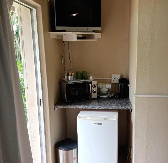 חדר בסיסי, De La Rose Guesthouse