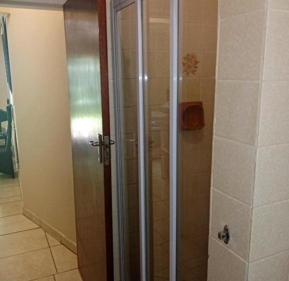 غرفة قياسية, De La Rose Guesthouse