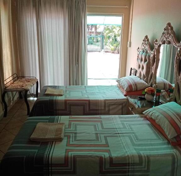 غرفة إقتصادية, De La Rose Guesthouse