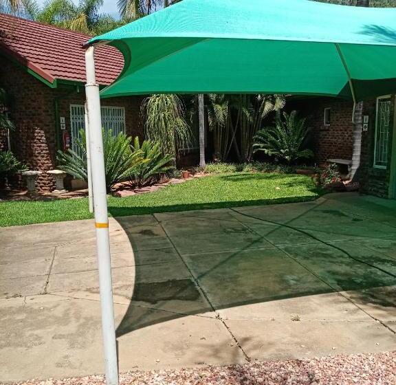 غرفة إقتصادية, De La Rose Guesthouse