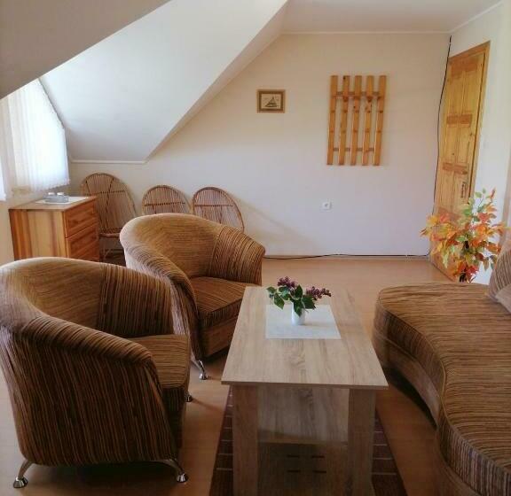 家庭套房, Penzión Anna