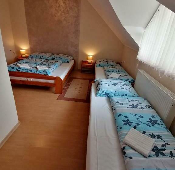 家庭套房, Penzión Anna