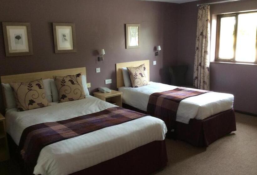 غرفة عائلية, Yorkway Motel