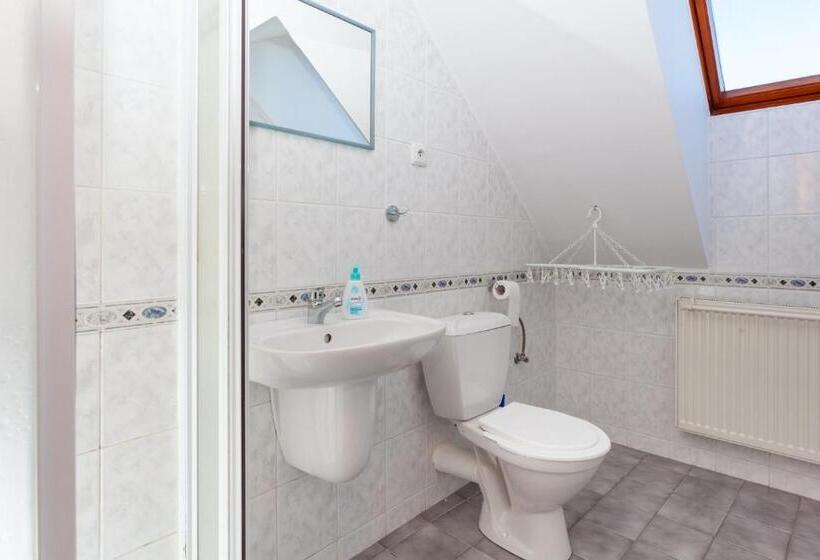 标准间, Penzión Javor