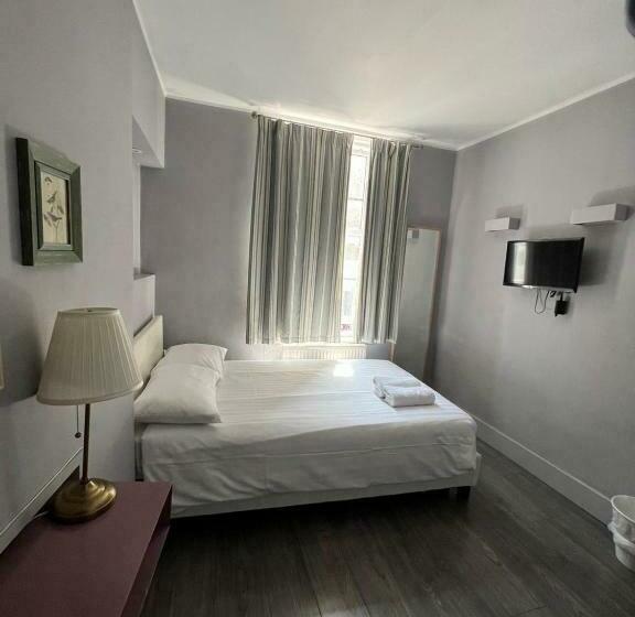 带共用浴室的标准房间, Petticoat Accommodations