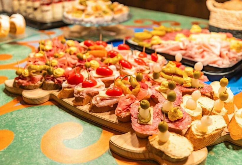 Апартаменты 2 Спальни, K2 Brunnen Haus