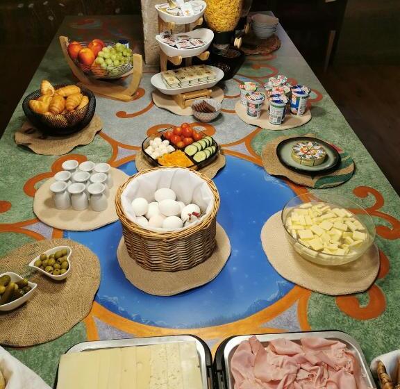 Семейный Номер, K2 Brunnen Haus