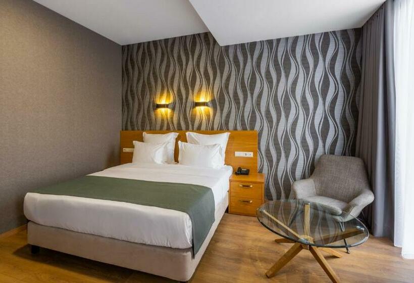 اتاق استاندارد با تخت بزرگ, Mukhrantubani Boutique