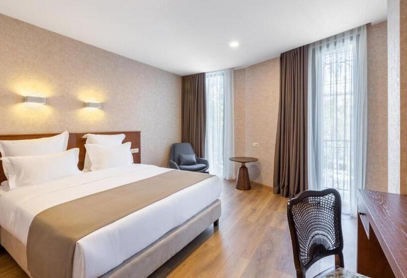 اتاق استاندارد با تخت بزرگ, Mukhrantubani Boutique