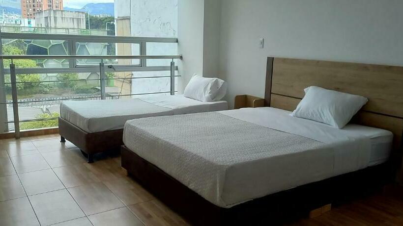 غرفة قياسية ثلاثية, Royal Cid Bogota