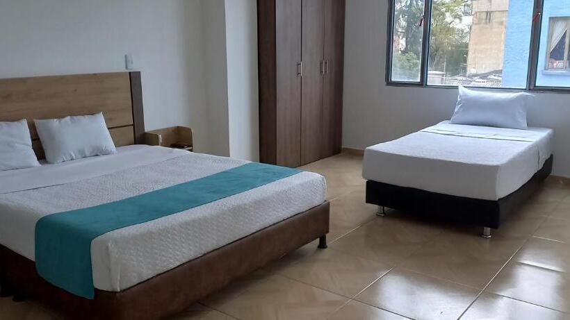 غرفة قياسية ثلاثية, Royal Cid Bogota