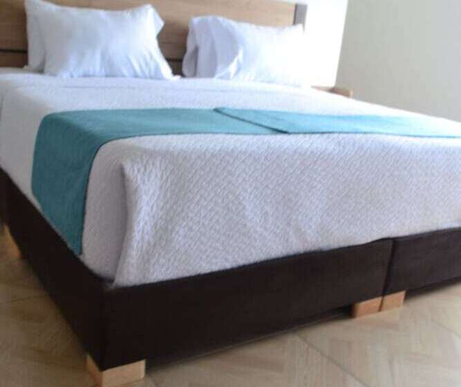 غرفة قياسية فردية, Royal Cid Bogota