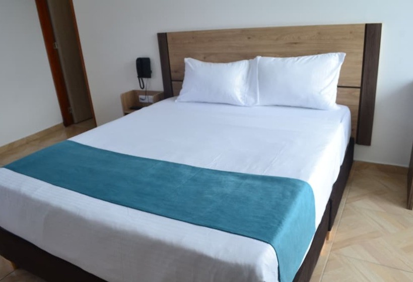 غرفة قياسية فردية, Royal Cid Bogota