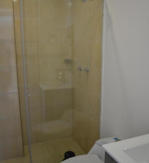 חדר סטנדרט לשלושה, Royal Cid Bogota