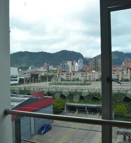 חדר קלאסי לארבעה, Royal Cid Bogota