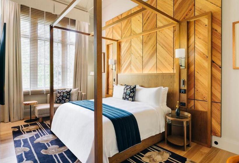 带大床的套房, The Tasman, A Luxury Collection Hotel, Hobart