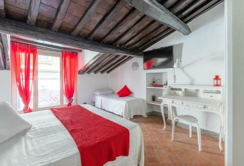 חדר דלוקס לשלושה, Vg Fontana Di Trevi 5 Stelle Camera Con Balcone