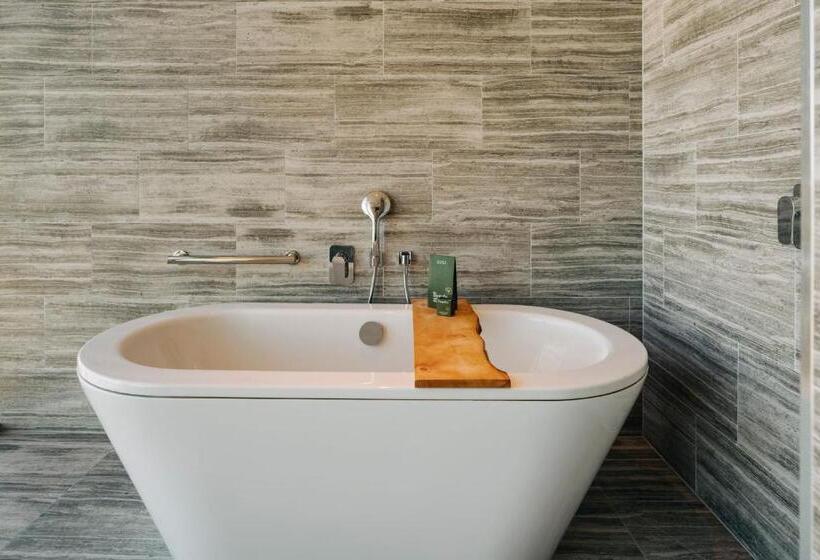 带大床的标准间, The Tasman, A Luxury Collection Hotel, Hobart