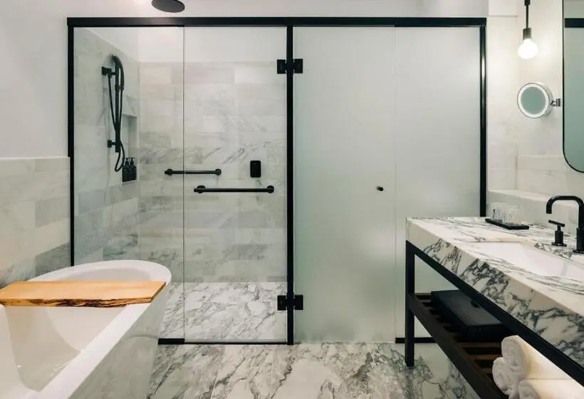 キングサイドベッドのスタンダードワンルーム, The Tasman, A Luxury Collection Hotel, Hobart