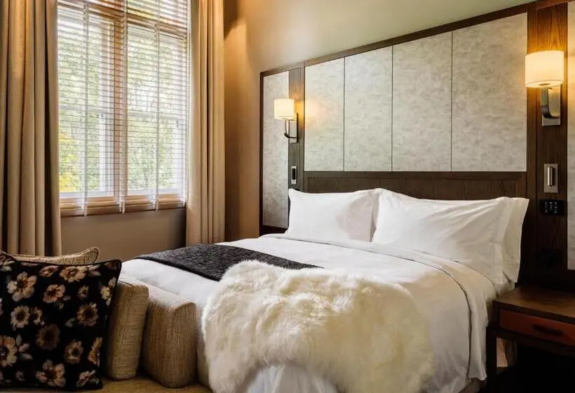 キングサイドベッドのスタンダードワンルーム, The Tasman, A Luxury Collection Hotel, Hobart