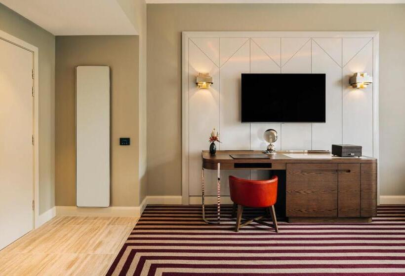 适用于残疾人士的豪华房间, The Tasman, A Luxury Collection Hotel, Hobart