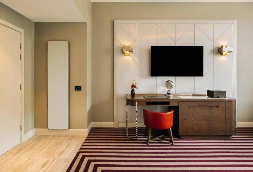 障害者適応デラックスルーム, The Tasman, A Luxury Collection Hotel, Hobart