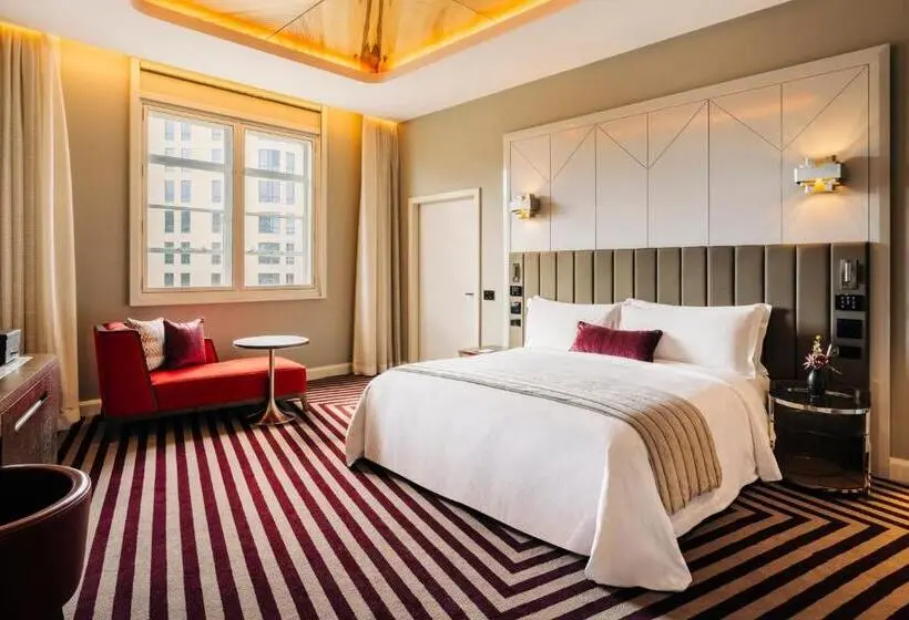 障害者適応デラックスルーム, The Tasman, A Luxury Collection Hotel, Hobart