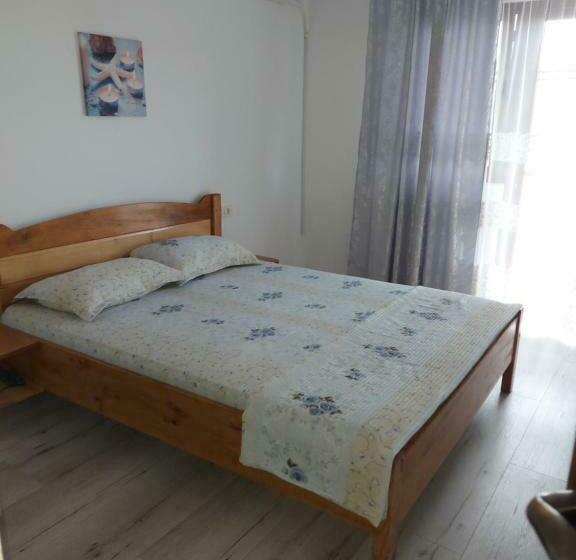 标准间, Casa Dalys